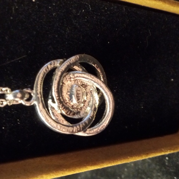 Infinity knot with diamonds pearl in center, Silver toned necklace - Picture 3 of 6